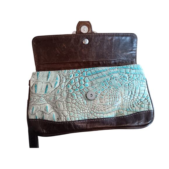 Belts that rock byMichelle Monroe vintage clutch/wristlet - Picture 3 of 5